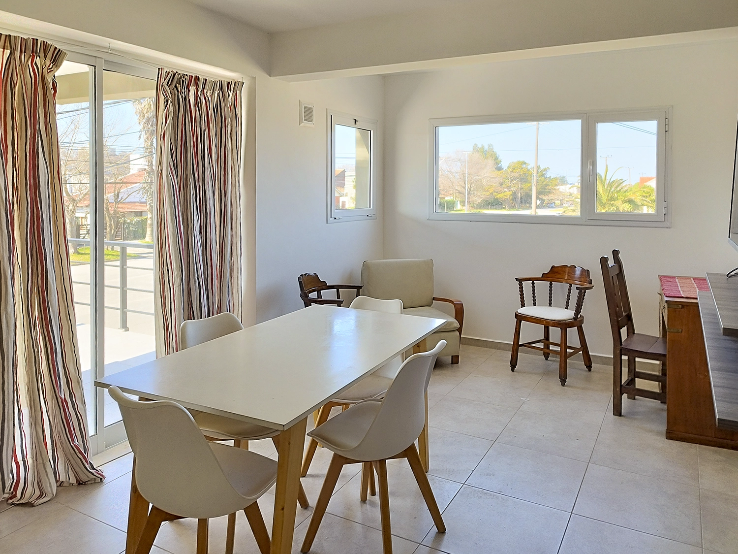 Departamento Brisa - comedor luminoso