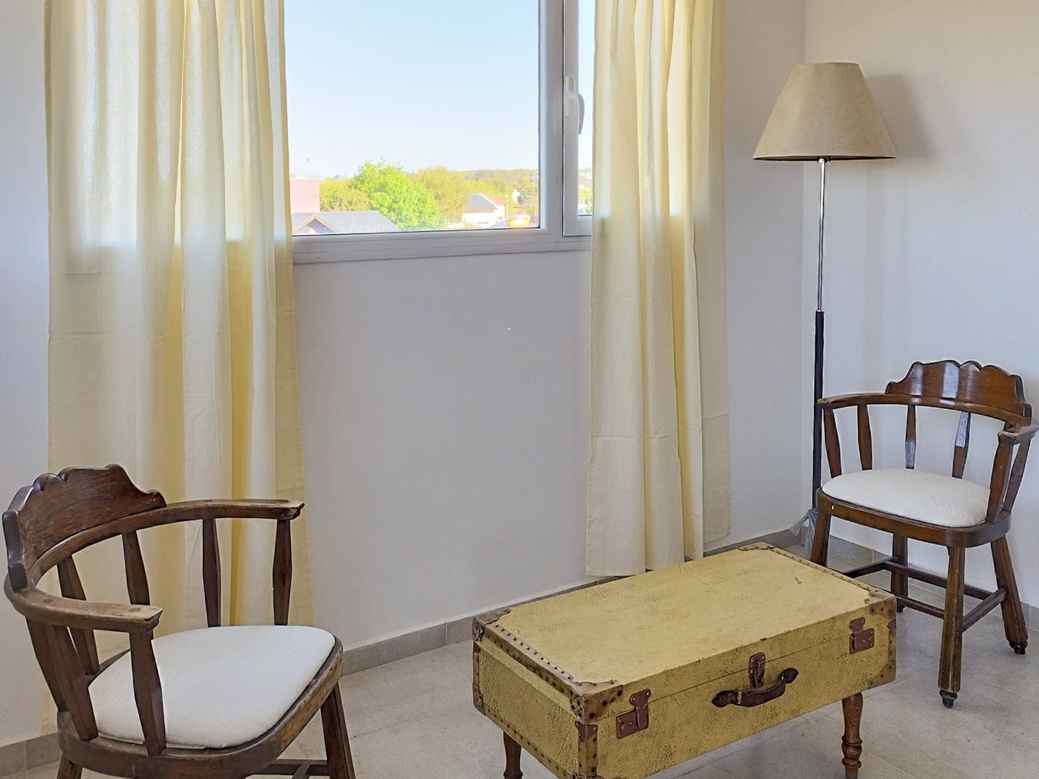 Departamento Coral - balcón con parrilla